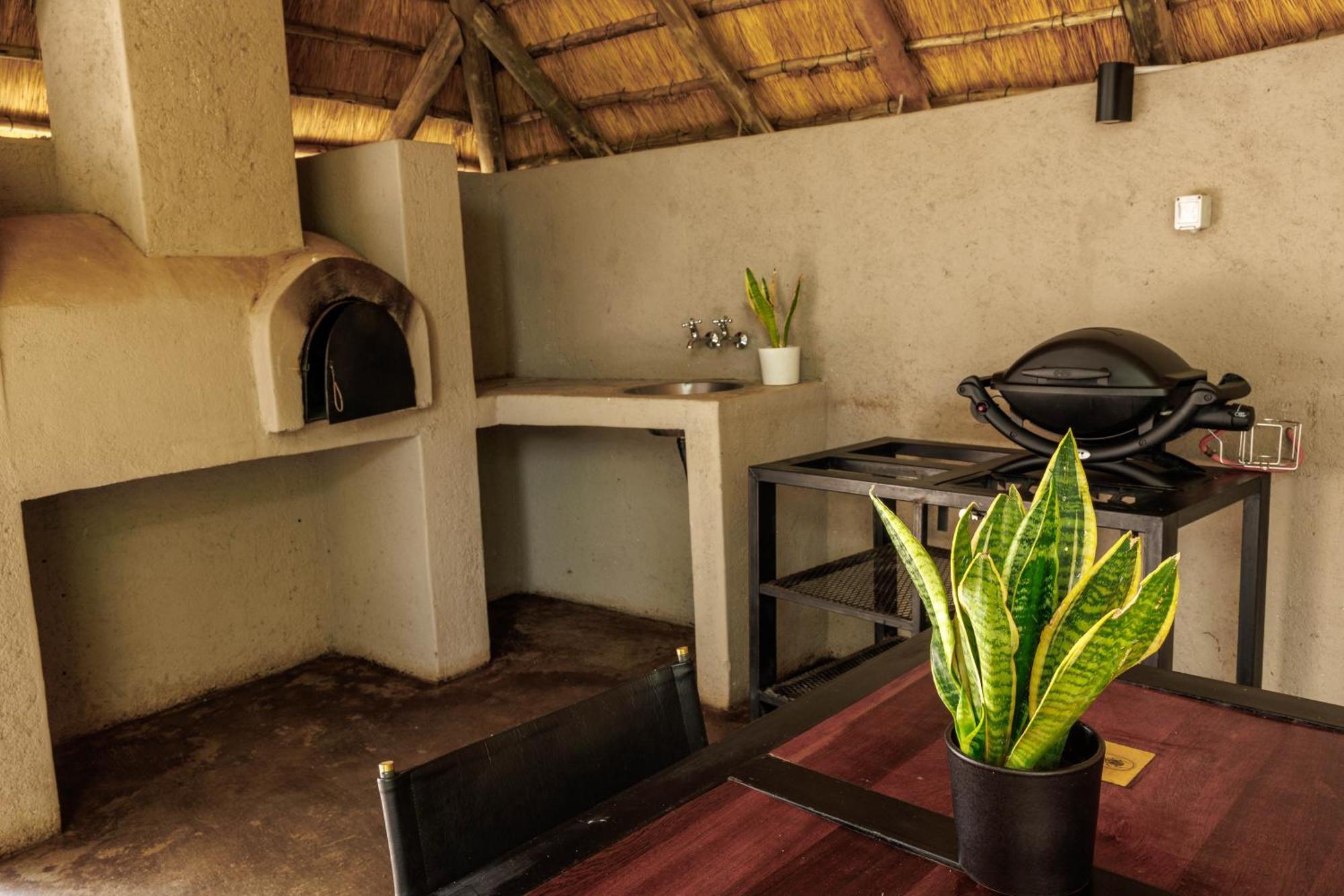 Chobe House Villa And Chalets Kasane Eksteriør billede
